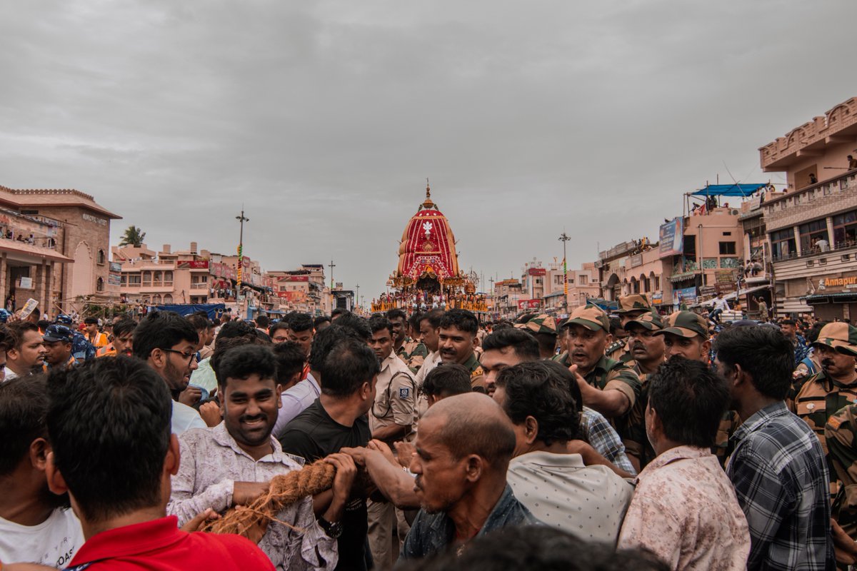 PriyadharshanS's tweet photo. Faith, Devotion and Love.
ଜୟ  ଜଗନ୍ନାଥ
#purirathyatra #Jagannath https://t.co/Cnnmf8Kkqw