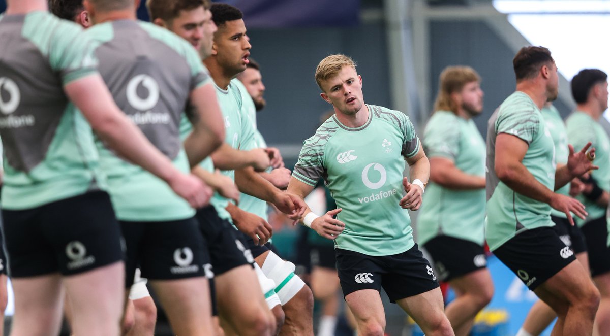 Connacht Rugby (@connachtrugby) on Twitter photo 12 months to remember for Ben Murphy 🟢🦅
📅 Joins Connacht Rugby in July 2024
🧢 Two tries scored on his debut
🏉 Top try scorer for Connacht Rugby this season (9)
🏆 Wins Player and Fans' POTY in his debut season
<a href="/IrishRugby/">Irish Rugby</a> debut awaits ☘️🇮🇪 Our scrum half is named in the 12 months to remember for Ben Murphy 🟢🦅
📅 Joins Connacht Rugby in July 2024
🧢 Two tries scored on his debut
🏉 Top try scorer for Connacht Rugby this season (9)
🏆 Wins Player and Fans' POTY in his debut season
<a href="/IrishRugby/">Irish Rugby</a> debut awaits ☘️🇮🇪 Our scrum half is named in the