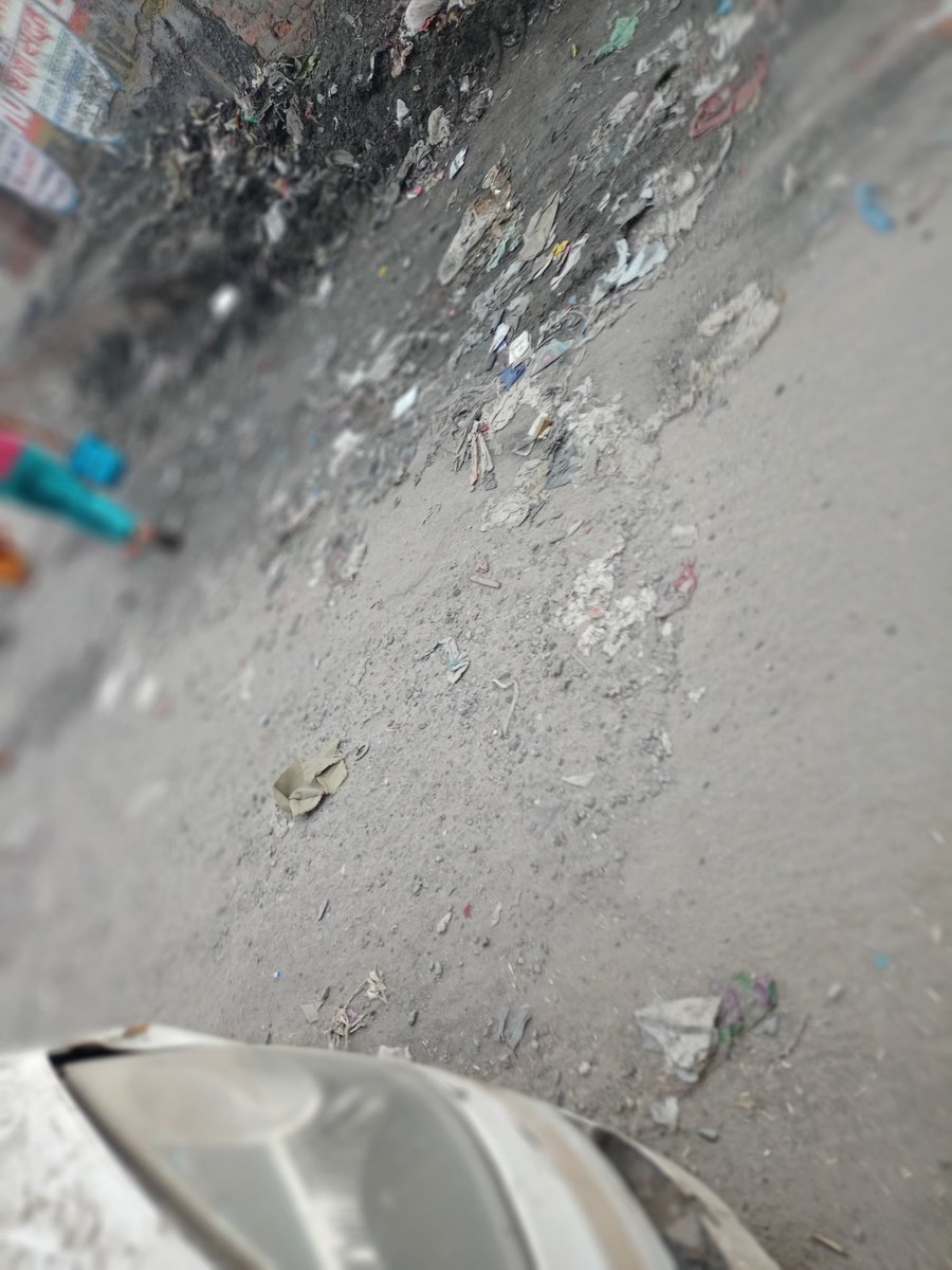 7428Chand's tweet photo. @gupta_rekha mam johri pur ambedkar vihar delhi ke nale ko saaf krne ke baad nale par gandgi padi huyi h jo safai krne ko koi nhi aaya h pura Nala raod ganda ho chuka h please mam is par action le https://t.co/guG1v8d9GH