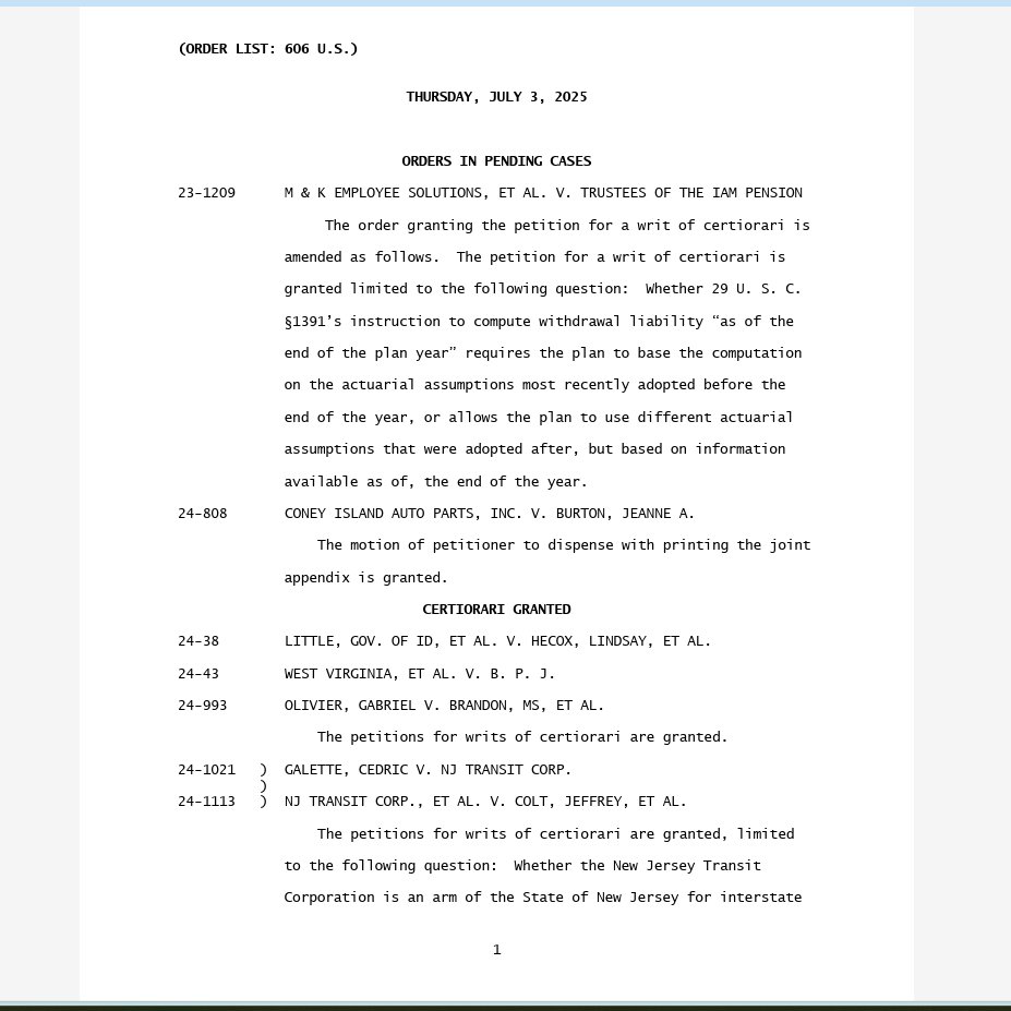 SarahPPerry's tweet image. HUGE🚨
SCOTUS has granted cert in West Va. v. BPJ & Hecox v. Little--on whether sex-separated sports violate T.IX or the Equal Protection Clause of the 14th Amendment.
Women's sports may finally achieve ultimate protection & validation next term-& "Lia Thomas" debacles may soon…