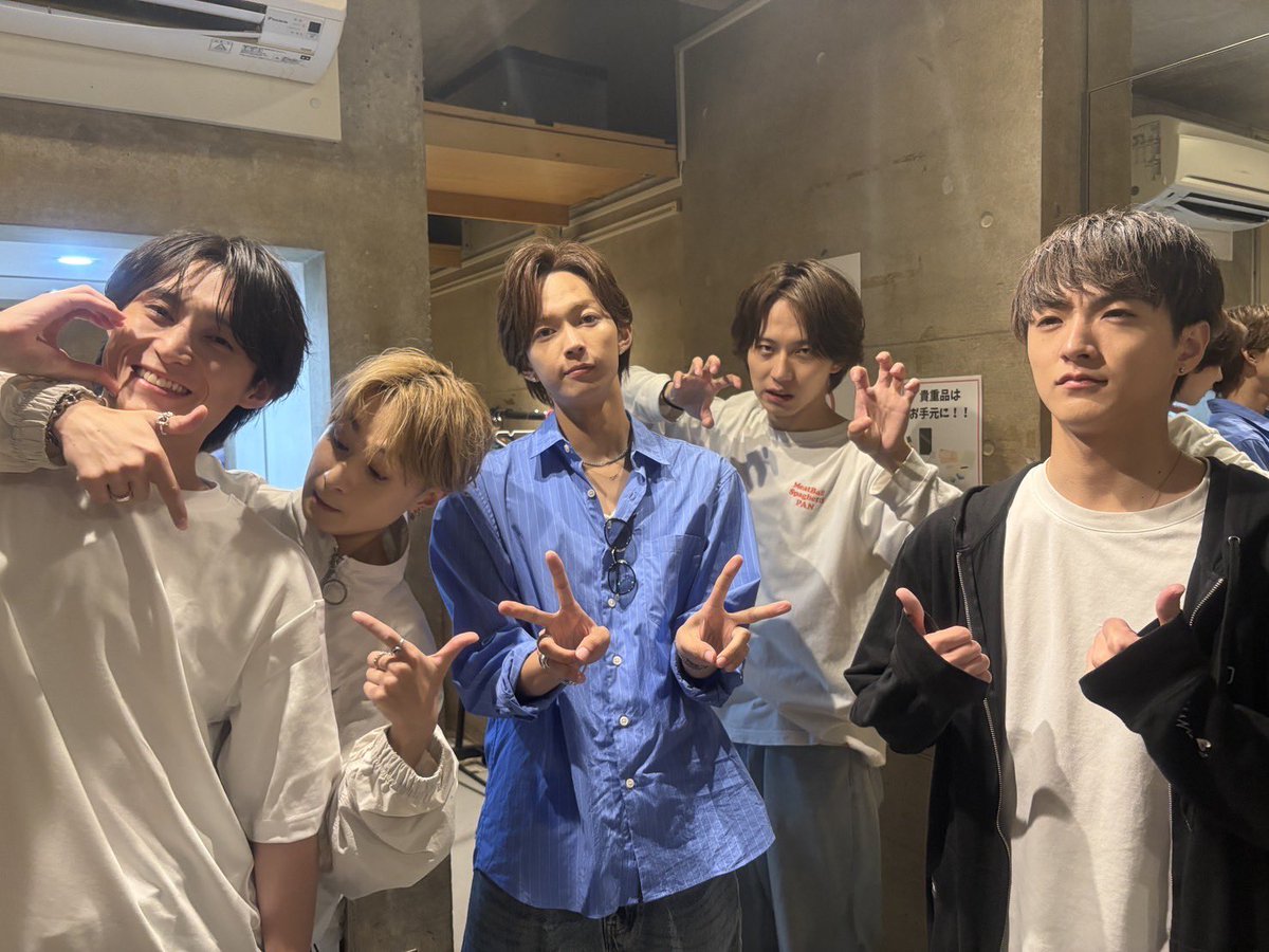 おんふりくりえーしょんありがとうございました！！

暑い夏をみんなで楽しめる新曲「夏のチカラ」ぜひみんなで盛り上げていけたらサイコーです🔥

次は10日！またまた単独ライブでございやす！お待ちしてます！！