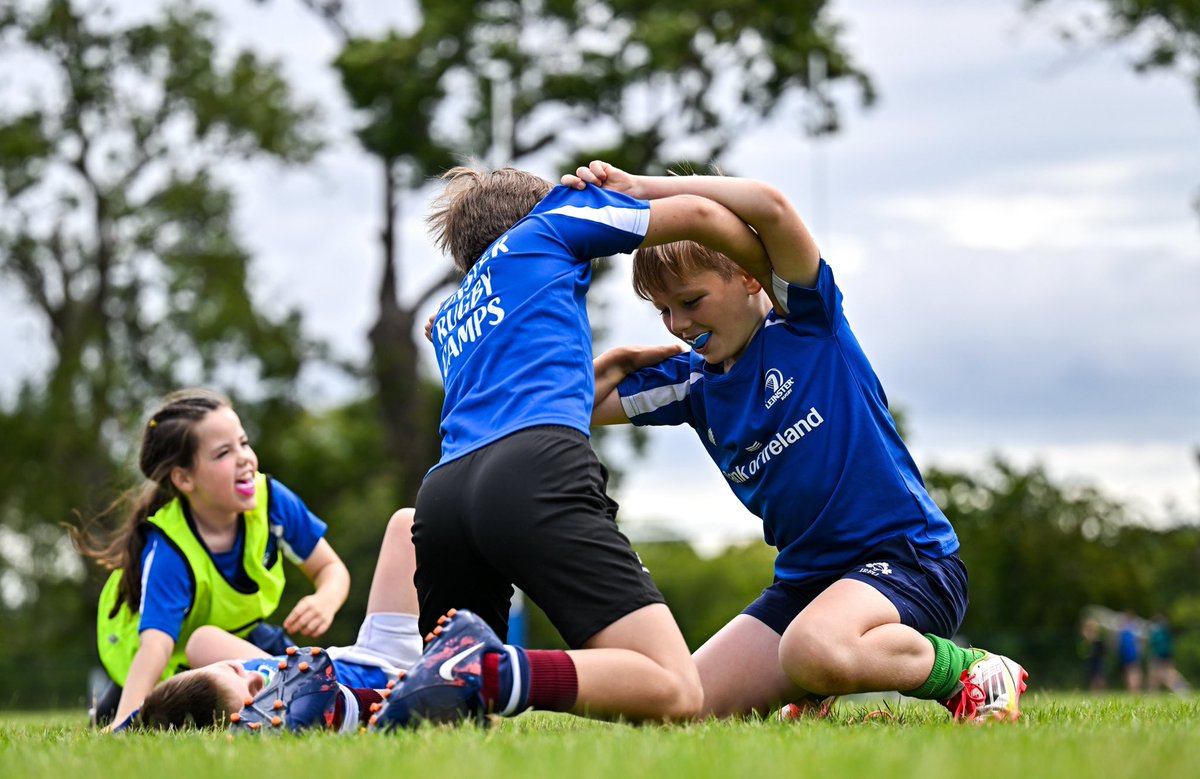 LeinsterBranch's tweet image. The 2οΈβ£0οΈβ£2οΈβ£5οΈβ£ edition of the @bankofireland Summer Camps is up and running and what a week theyβre having in @StillorRathRFC π π
Brilliant @sportsfile snaps πΈ
#NeverLessThanEverything