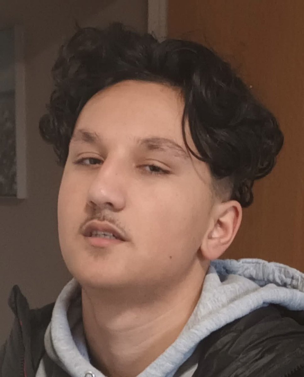 Gardaí are seeking the public's assistance in tracing the whereabouts of 14-year-old Dan Filipache, who is reported missing from Kingscourt, Co. Meath, since Monday, 30th June 2025.
 
Dan was last seen in Ashbourne, Co. Meath on Monday at approximately 2:30pm.
