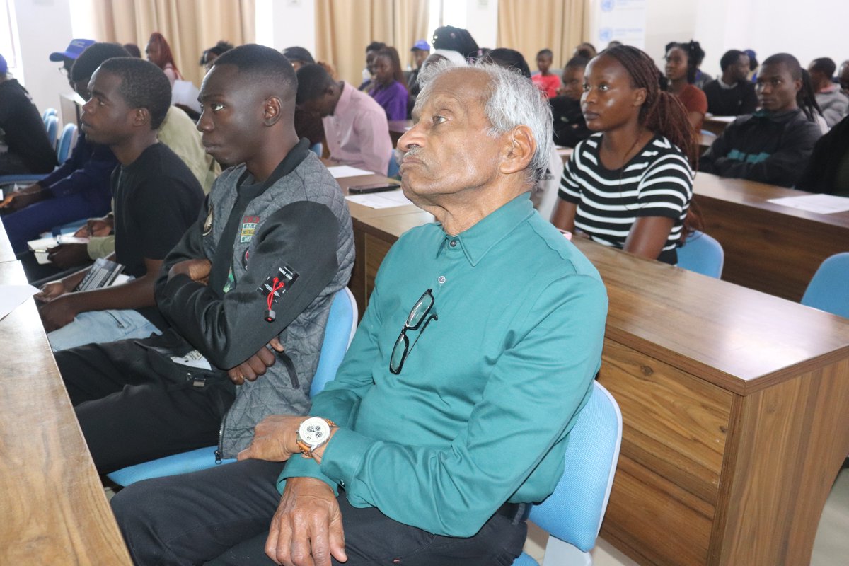ilolusaka's tweet photo. 🎙️ Live Now!
Join the public discussion on Zambia’s new Social Protection Policy with the Life Cycle Approach by @MCDSSZambia.
📍UNZA & 📻 Hot FM
🔗 https://t.co/Wv4UzxXpAw
#SocialProtectionZM #LifeCycleApproach #HotFMZambia https://t.co/gdFJ4FRY8s