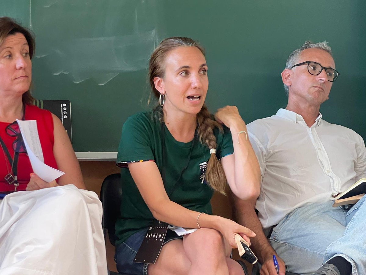 jornalpuntcat's tweet photo. "Ja hem fet quatre edicions de l'assignatura optativa sobre cooperativisme, han passat 120 alumnes i volem generar un relat col·lectiu"—Simona Cerri, Arqbag
#UESCOOP @CooperativesCAT https://t.co/SZCwBICIkV