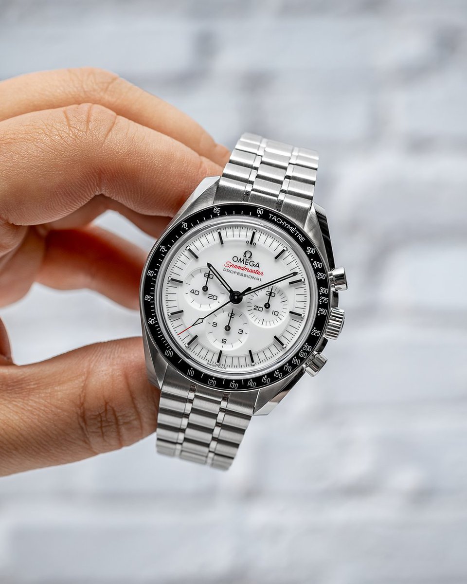baldassarreted's tweet photo. Released last year, we still have a lot of love for this white dial take on the Omega Speedmaster Moonwatch Professional. What's your favorite take on the Speedy of all time?

#Omega #Watches #Speedmaster #SpeedmasterMoonwatch https://t.co/qO3KcKEtMo