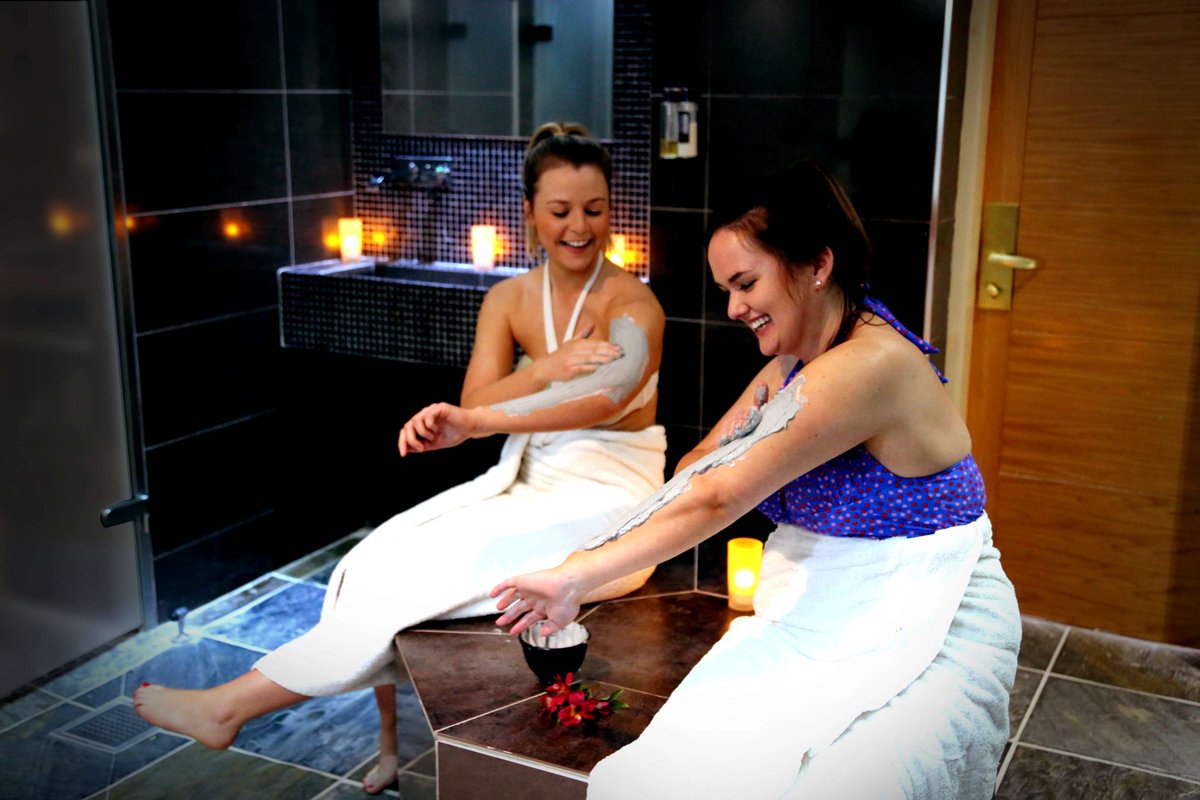 Launching tomorrow...Our Wimbledon Themed Rasul Spa Day

🍓Rasul for 2
🍓Use of Spa Facilities
🍓Glass of Prosecco
🍓Cream Tea

Plus...Fun mini Tennis on the Lawn
£150 for 2 people
Click link to book thorntonhallhotel.onejourney.travel