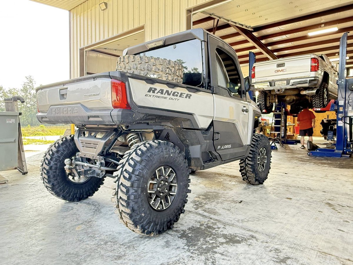 Big thanks to Cleveland Diesel Auto &amp; Tire for showing off this THUMPED OUT Polaris Ranger 1500! 💥

#ThumperFab #PolarisRanger1500 #LiftedAndLoaded #ClevelandDiesel #OffroadLife #BuiltNotBought