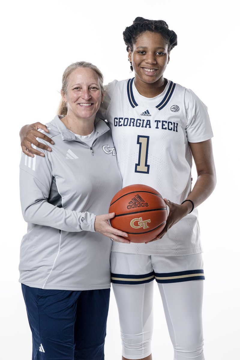 niyahb_2028's tweet image. After an amazing unofficial visit and conversation with @CoachKarenBlair , I’m extremely grateful to be re-offered by @GTWBB !! I also would like to thank @CoachFrese and the rest of the staff for believing in me. 

#StingEm 🐝  #reoffered  #gtwbb #acc