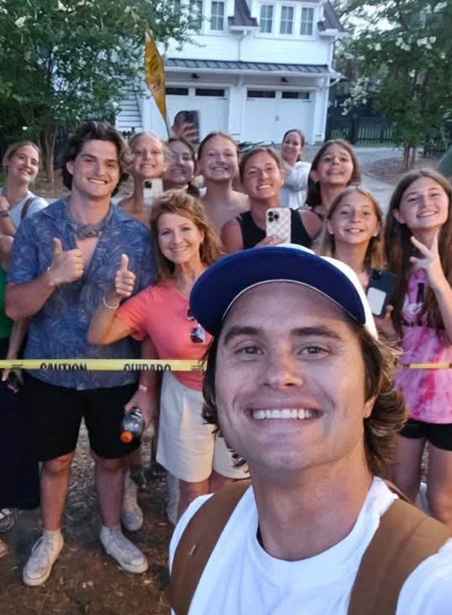 Info Chase Stokes tweet media