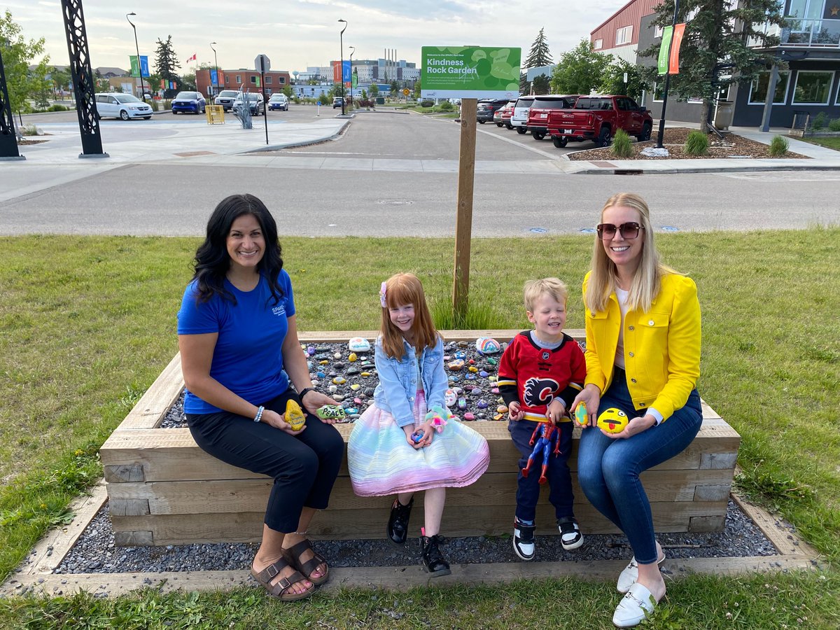 Looking for a fun way to give back with your kids? Paint a kindness rock and add it to our gardens at Oxbows Dog Park or Capstone 150 Square! 🎨💖 Share a pic &amp; tag us or use the link in bio to enter to win prizes!  #PaintTheTownPositive #SPARCreddeer 
buff.ly/9G5trLz