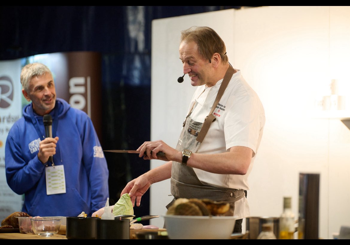 #ucff025 is supported by HCA, this is where the food industries finest come together to share, showcase, and shape what’s next.
Uncover what's on the menu 👇
bit.ly/ucff251609
#CookeryandFoodFestival #GlastonburyForChefs #DesignedByChefsForChefs #FoodieEvent #Foodie #Chef