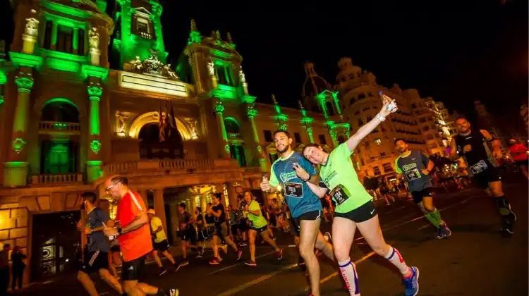 RUNNING CV (@running_cv) on Twitter photo ⬇️⬇️
La <a href="/15kNocturnaVlc/">15kNocturnaValencia</a> suma a <a href="/gana_energia/">Gana Energía</a> como Tittle Sponsor y juntos pretenden encender a la ciudad del running el próximo 27 de septiembre
Más info ⬇️
runningcv.com/gana-energia-y… ⬇️⬇️
La <a href="/15kNocturnaVlc/">15kNocturnaValencia</a> suma a <a href="/gana_energia/">Gana Energía</a> como Tittle Sponsor y juntos pretenden encender a la ciudad del running el próximo 27 de septiembre
Más info ⬇️
runningcv.com/gana-energia-y…