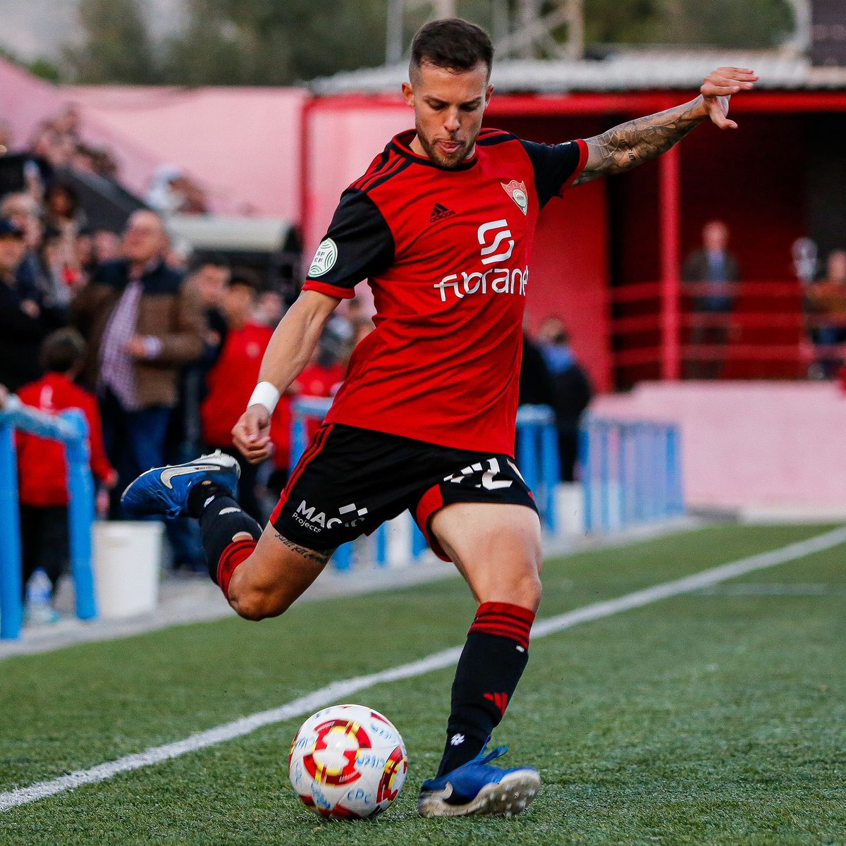 Tras el filial del #RealMurcia, ha crecido en el #CDCieza y la #UDCaravaca, donde ha sido clave en la lucha por el ascenso. 🔝🔥

Su experiencia, unido a su compromiso y energía = refuerzo de garantías para seguir aspirando a lo más alto. 🎯🏆

¡ 𝗕𝗶𝗲𝗻𝘃𝗲𝗻𝗶𝗱𝗼, Choche!