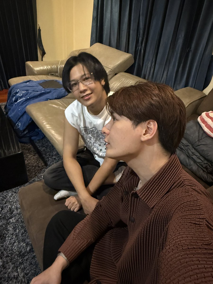 kristtps's tweet photo. #TheExMorningEP7 https://t.co/ri8S6fQPjW