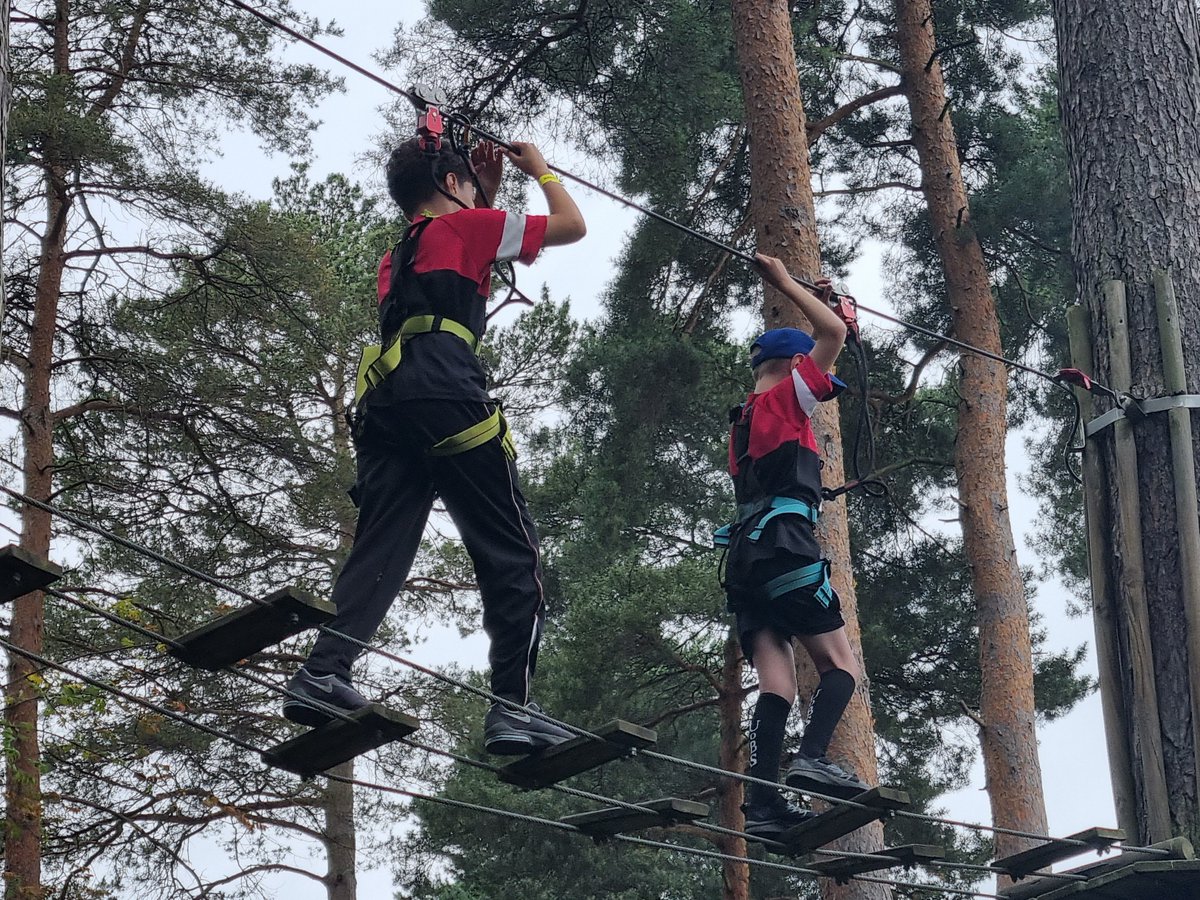 UoBSchool's tweet image. Our brave pupils showed great courage @GoApeTribe  this week. We had a fantastic time and learnt new skills we didn&apos;t know we had. Well done team! #ChallengeWeek #TeamUoBS For Day 3 highlights visit: instagram.com/uobschool/