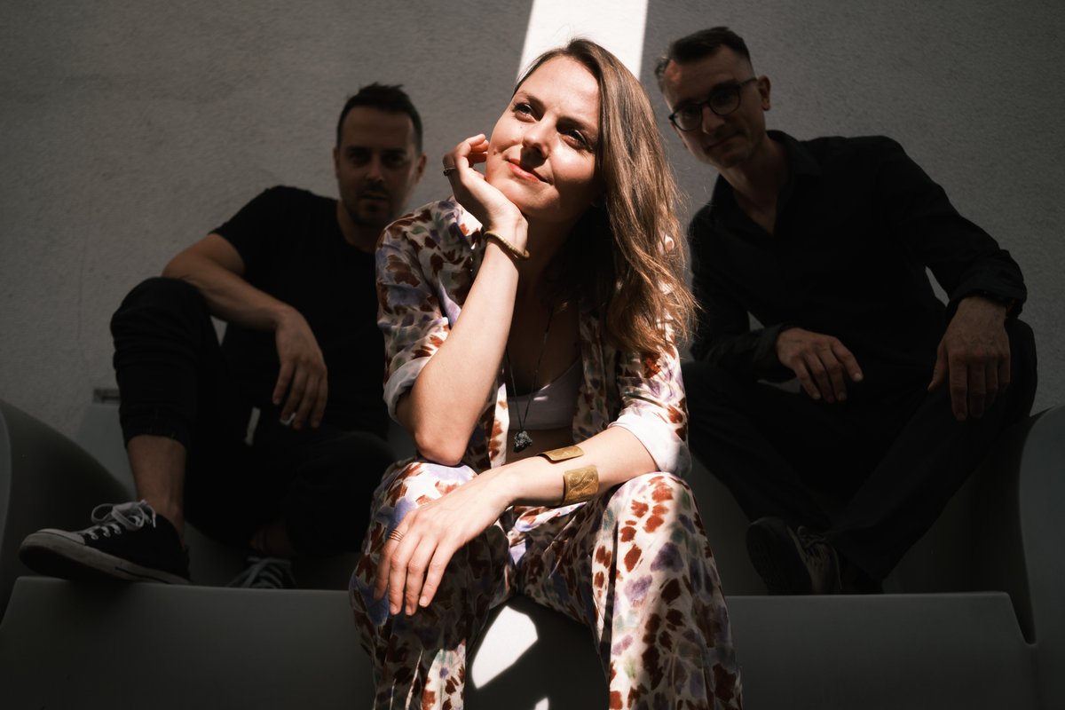 🎹Bára Zmeková Japan Tour 2025 - Noon Sessions Tokyo
⏰7/5(土) 渋谷 <a href="/7thFLOORnanakai/">7th FLOOR</a> 

🎶出演
Bára Zmeková Torio ＋ 3日満月
辻村豪文（キセル）

🍛FOOD：ファーメン舎発酵斎

OPEN 11:30 / START 12:00
Adv 3500円(+1Drink order)

ご予約・出演者詳細→barazmekova-0705.peatix.com