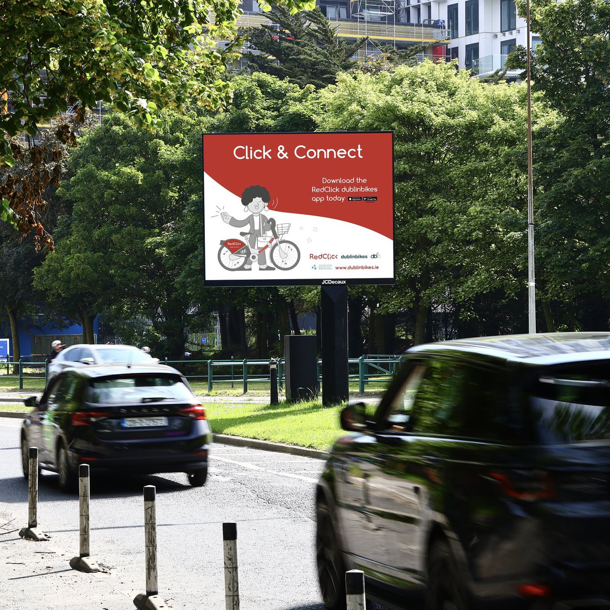 jcdecauxireland's tweet photo. Click and Connect on RedClick dublinbikes! A fun, healthy and sustainable way to get around Dublin City 🚲

Download the RedClick dublinbikes app and get from A to B in a Click! ⏰

#SharedStreets #RedClickdublinbikes #dublin #OOH #DOOH #bikeride @RedClickIreland @DubCityCouncil https://t.co/FeApyxeHQu