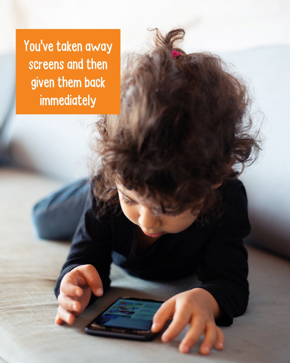 cutiescitrus's tweet photo. Mid-summer vibes got you like 🫠  Messy days, chill nights, and all the little moments in between. 🍊☀️  #Summer #HealthySnacking https://t.co/9v0nTz6xkx