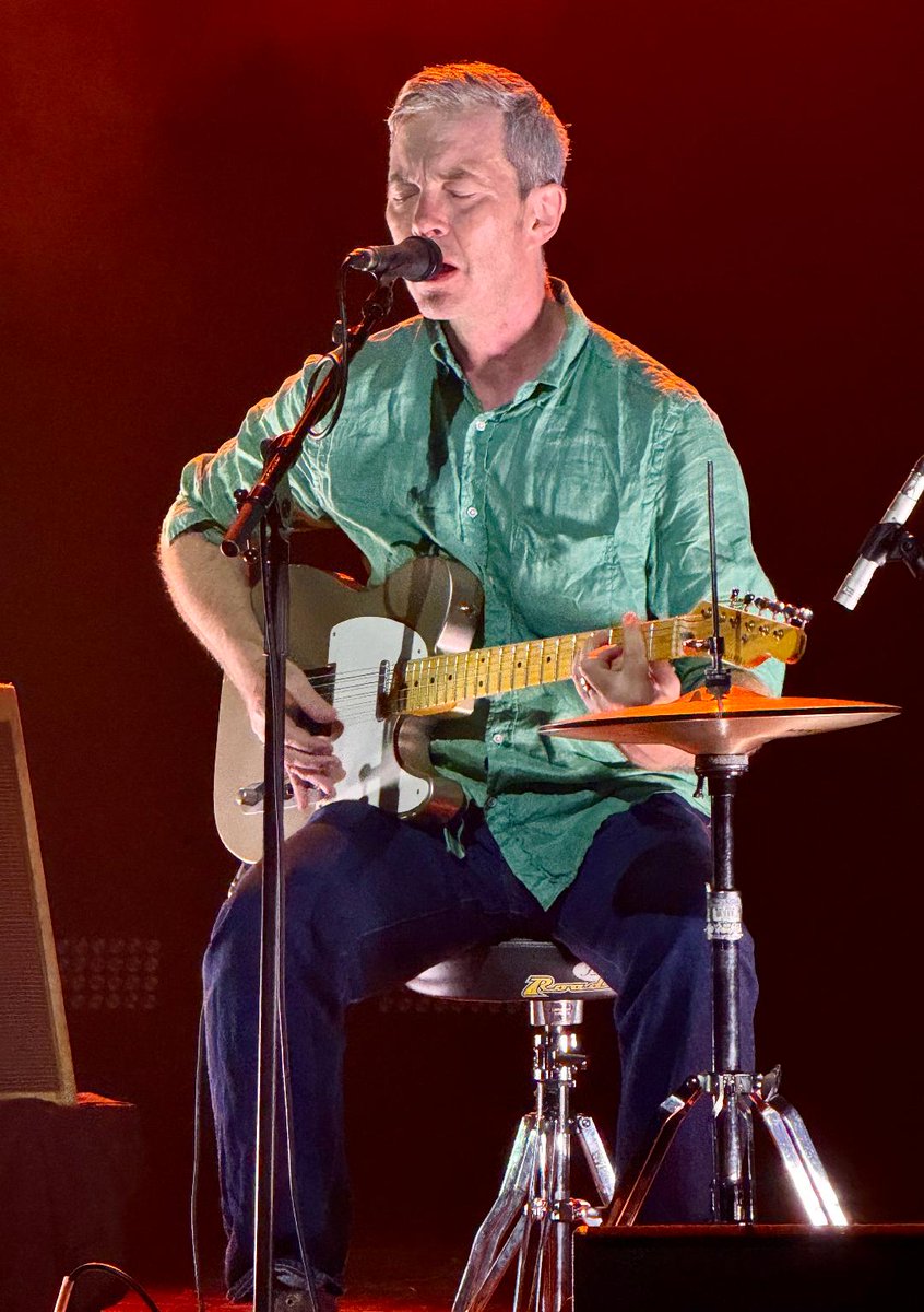 bopsfjk's tweet image. Sublime Bill Callahan gig in Hackney last night
closest thing you'll get to a greatest hits set