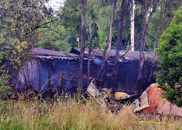 Gartenlaube an der Sibeliusstraße abgebrannt dlvr.it/TLjYkP #Lübeck #Feuerwehr #Brand #Gartenlaube #Einsatz