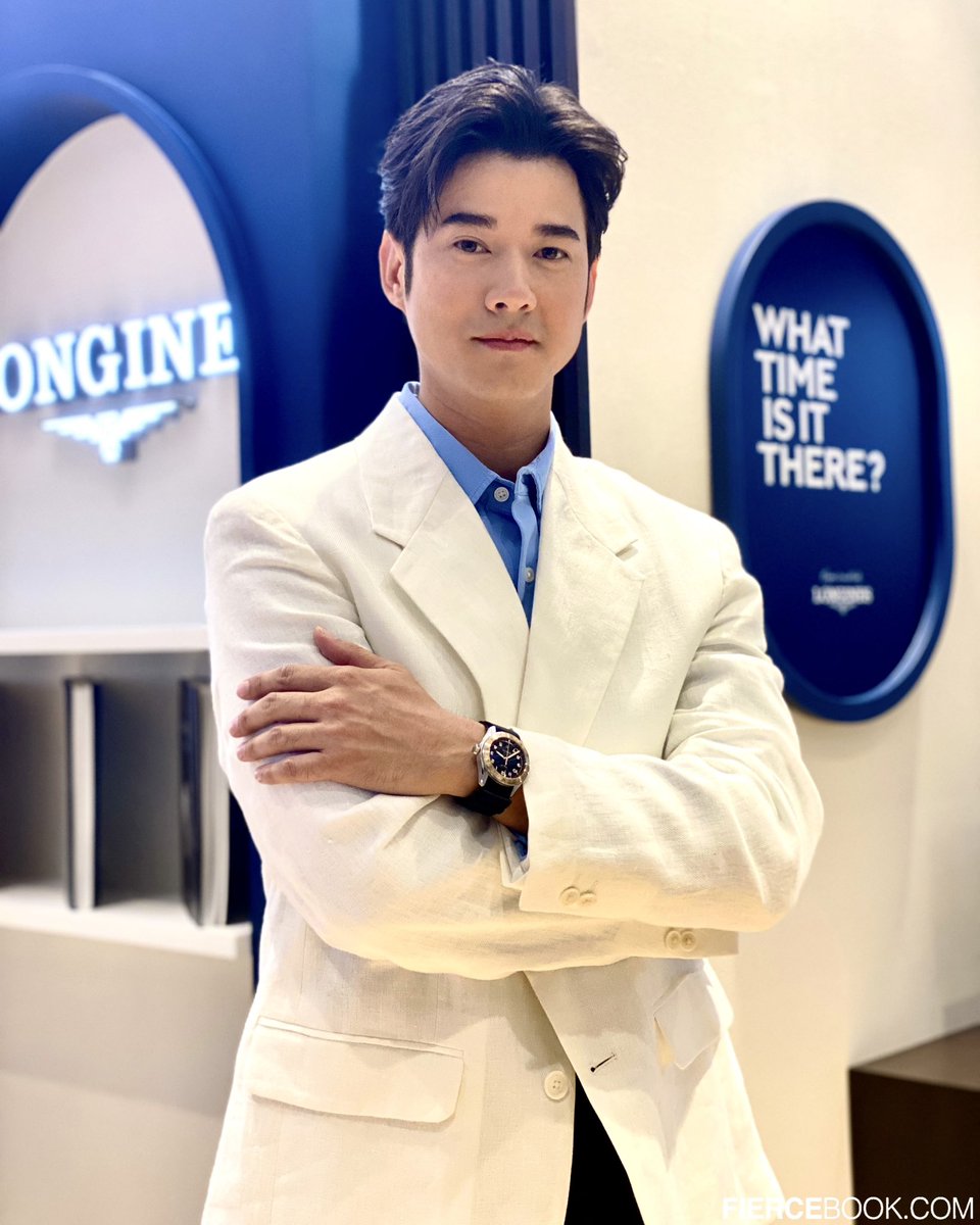 fiercebook_bkk's tweet photo. มาริโอ้ เมาเร่อ Friend of Longines Thailand ในงานเปิดตัวนาฬิกาคอลเลกชั่นใหม่ล่าสุด ‘Longines Spirit Zulu Time 1925’ 

#WhatTimeIsItThere #Longines
#LonginesSpiritZulu
#Eleganceisanattitude #zulutime
#LonginesThailand #FiercelivebyJijie #มาริโอ้เมาเร่อ​ #มาริโอ้​ #mariomaurer https://t.co/U2n0jSnv3a