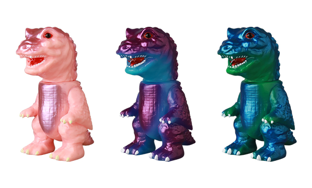 2017年3月にショップ・MEDICOM TOY PLUSにて「親子ゴガメジラ