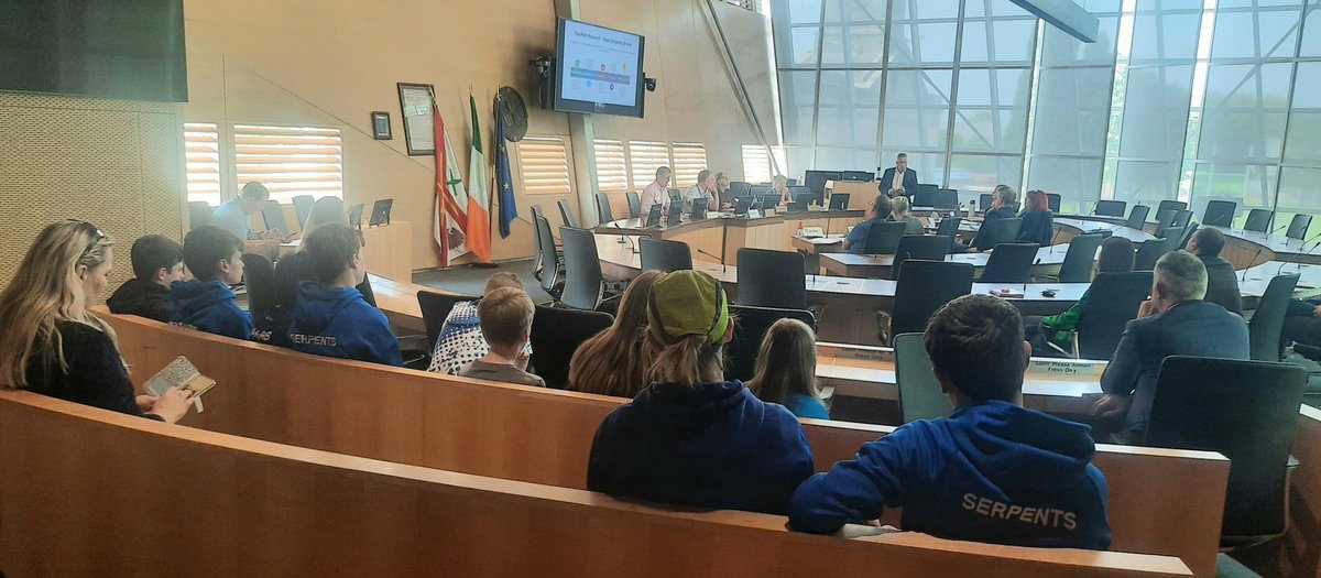 ColmKennyGreen's tweet image. Thanks to @kfmradio for hosting #NaasSerpents 🐍 Basketball club 🏀 representatives to discuss the need for more sports amenities, especially 🏀 courts & gyms in #Naas & #CillDara. We recently made a presentation to Naas MD Cllrs & @KildareCoCo officials @NaasBall @k_nationalist