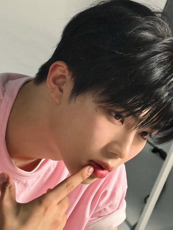 아기복숭아님….