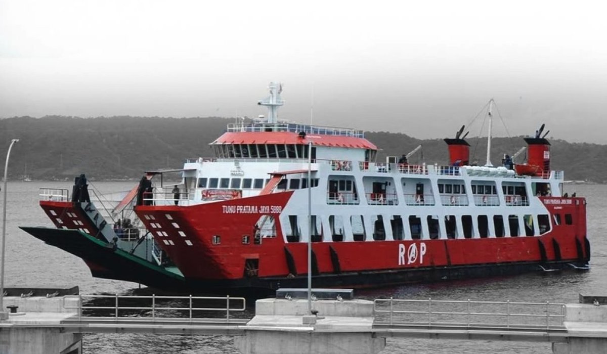 Heartbreaking news from the Bali Strait today. My deepest condolences to everyone affected by the sinking of KMP Tunu Pratama Jaya.

I’ve taken that ferry route every year on family road trips to Bali, it hits close to home.

Praying for the victims and their families 🙏