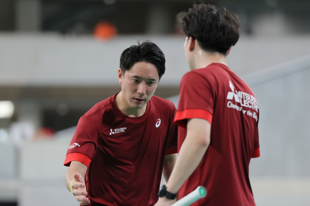 Sports__ME's tweet photo. 7/5(土)の福島市で開催したクリニックで地域の皆さんにレクチャーした #田中優之介 選手🎾
座右の銘は「なるようになる」🔥
緊張しがちな自分に言い聞かせて試合に臨むそうです💖
#三菱電機ファルコンズ @METennisFalcons https://t.co/9p0E09aNW1