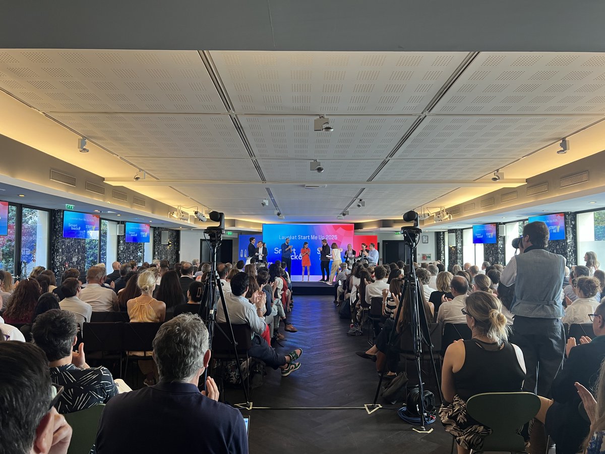 FEVAD (@fevadactu) on Twitter photo SMARTBACK a été élue start-up e-commerce de l'année 2025 par l'Advisory Board et le public du challenge : BRAVO à Olympe Chabert 🤩🚀
#SMU25 #StartMeUp #Fevad #ecommerce <a href="/KPMGInnoLab/">KPMG Innovation Lab</a> SMARTBACK a été élue start-up e-commerce de l'année 2025 par l'Advisory Board et le public du challenge : BRAVO à Olympe Chabert 🤩🚀
#SMU25 #StartMeUp #Fevad #ecommerce <a href="/KPMGInnoLab/">KPMG Innovation Lab</a>