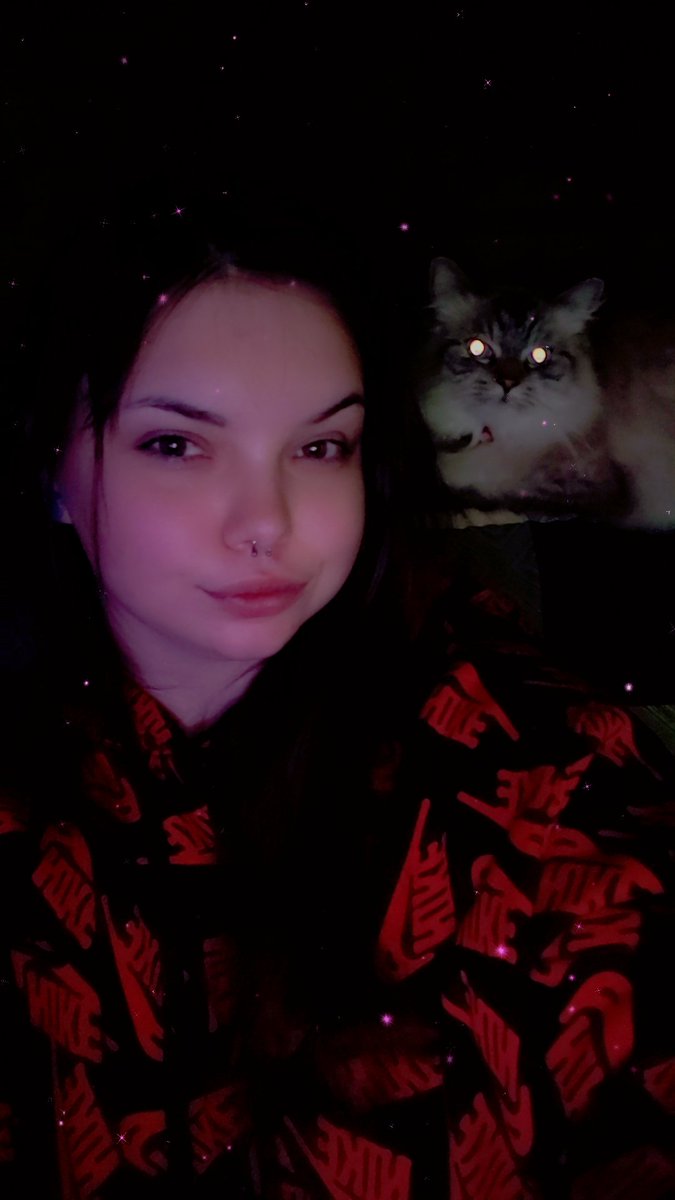 faeryblooded's tweet image. WE R CHILLIN