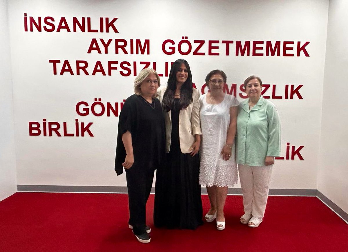 İstanbul Kartal, Ataşehir, ve Çekmeköy Şube Kadın Kolları Başkanlarımız, Denetim Kurulu Üyemiz Zuzan Hasibe Beytulu’yu ziyaret etti.