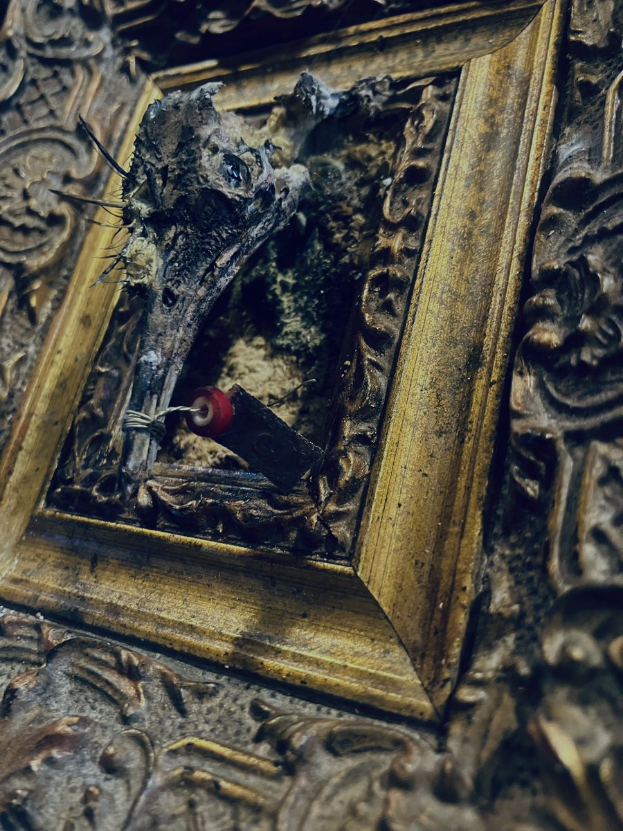 個展の為の新作です。
初台Zaroffで8月14日から22日まで
現在までに八点完成。
なんとかあと2点は作りたい。