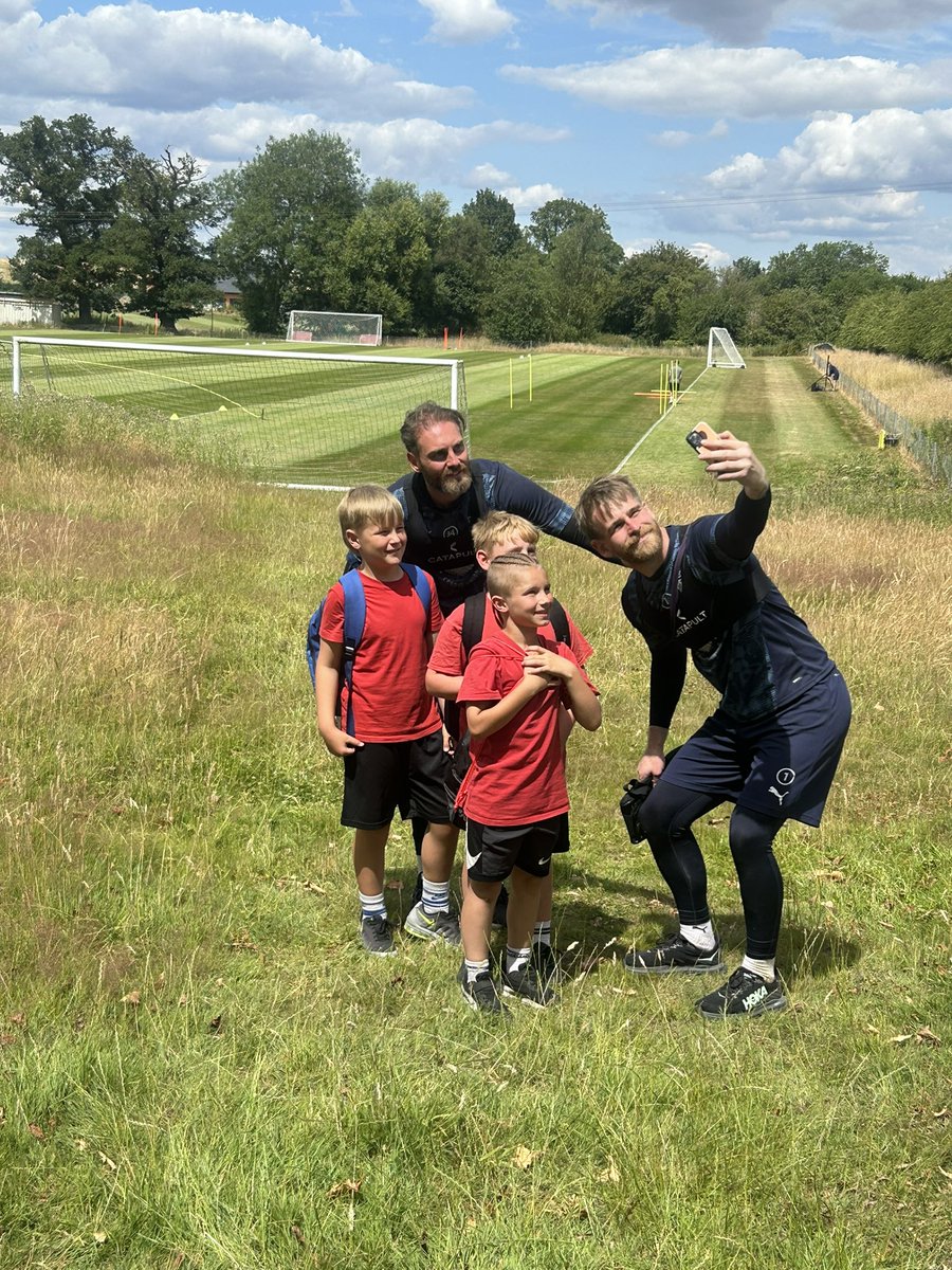 ππ₯ππππ π£π_βπΌ (@stafford_pe) on Twitter photo We also watched <a href="/ntfc/">Northampton Town</a> first team training and got to meet goalkeepers <a href="/LeeBurge01/">Lee Burge</a> <a href="/R_fitzsimons/">Ross Fitzsimons</a> who were kind enough to have selfies with the children! Thanks both. <a href="/CottinghamCofE/">Cottingham CofE</a> <a href="/MrScottHead/">Mr Scott</a> <a href="/MrsLloyd_1/">MrsLloyd</a> We also watched <a href="/ntfc/">Northampton Town</a> first team training and got to meet goalkeepers <a href="/LeeBurge01/">Lee Burge</a> <a href="/R_fitzsimons/">Ross Fitzsimons</a> who were kind enough to have selfies with the children! Thanks both. <a href="/CottinghamCofE/">Cottingham CofE</a> <a href="/MrScottHead/">Mr Scott</a> <a href="/MrsLloyd_1/">MrsLloyd</a>
