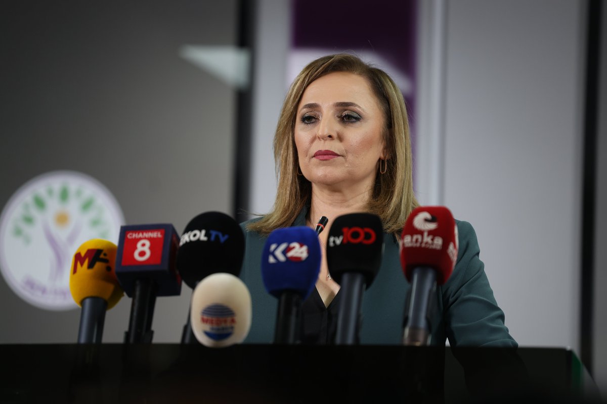 Ayşegül Doğan: Kürdistan Bölgesel Yönetiminde olması planlanan tarihsel adım, kongre kararlarının gereğine uygun şekilde yapılacak

Parti Sözcümüz Ayşegül Doğan, Barış ve Demokratik Toplum Süreci başta olmak üzere güncel gelişmeleri değerlendirmek üzere bugün toplanan MYK’mizin