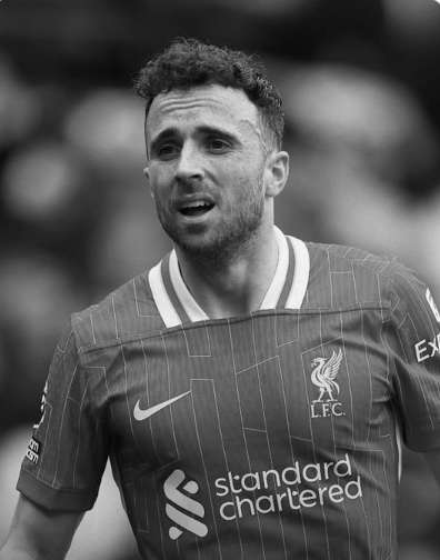 It is extremely sad.
Thoughts and prayers for Diogo Jota's family, the entire Liverpool FC and fans around the world.
Rest in peace.
1996 - 2025.