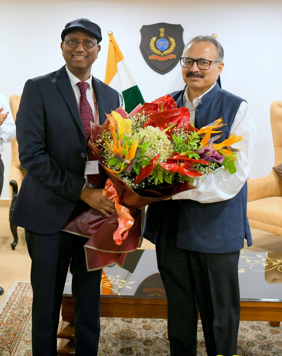 BPRDIndia's tweet image. Today DG BPR&D Sh Rajeev Kumar Sharma, IPS, relinquished the charge of DG BPR&D to further take over the charge of DGP Rajasthan. BPR&D family wishes him good health, happiness and successful tenure.