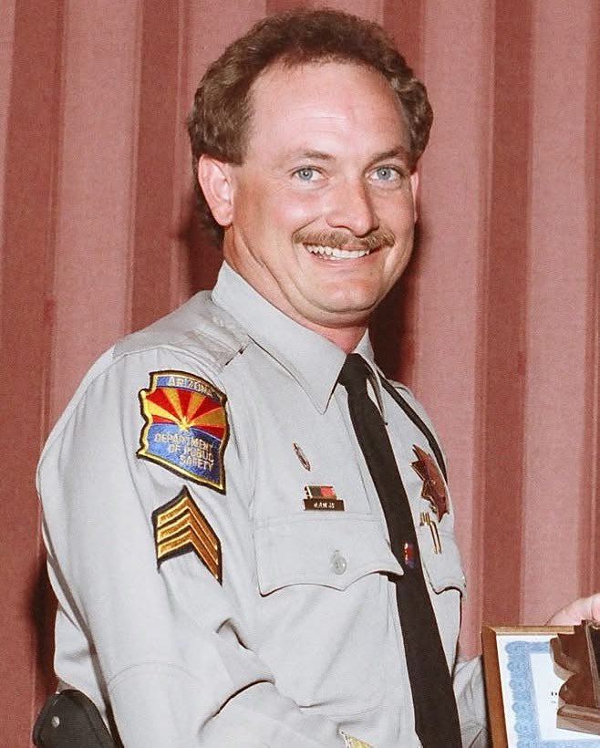 AZ_FOP_32's tweet image. On July 3, 1993, Sgt. Mark Dryer #9764 was struck and killed by a drug-impaired driver during a traffic stop. He served with DPS for 12 years and was a U.S. Air Force veteran.
We honor his service and sacrifice.
#NeverForget #AZTroopers #LODD