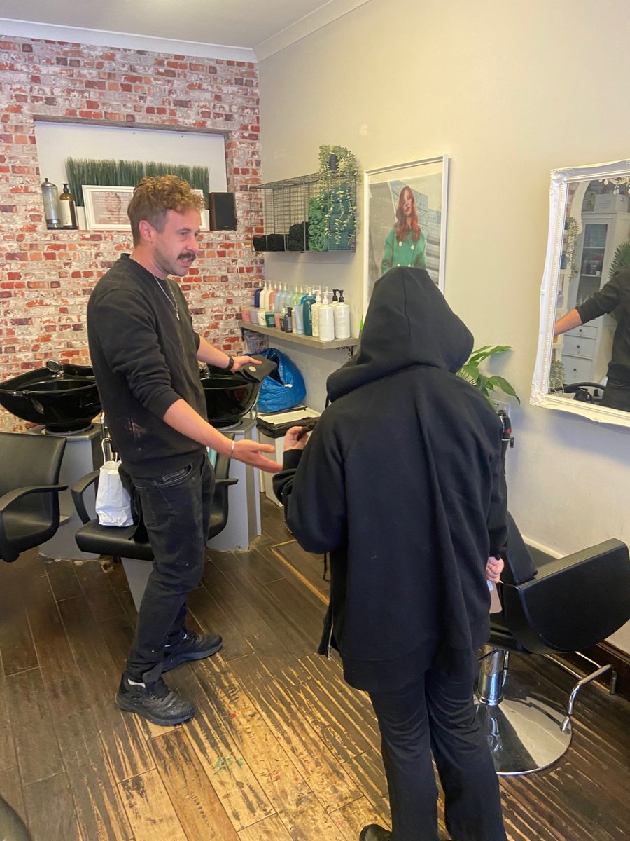 Chessbrookesc's tweet image. Brilliant visit to Evolve Salon in Watford today! ✂️

Our student got first-hand insights from a pro stylist - real talk on breaking into the industry and what it takes to succeed!💇‍♀️
