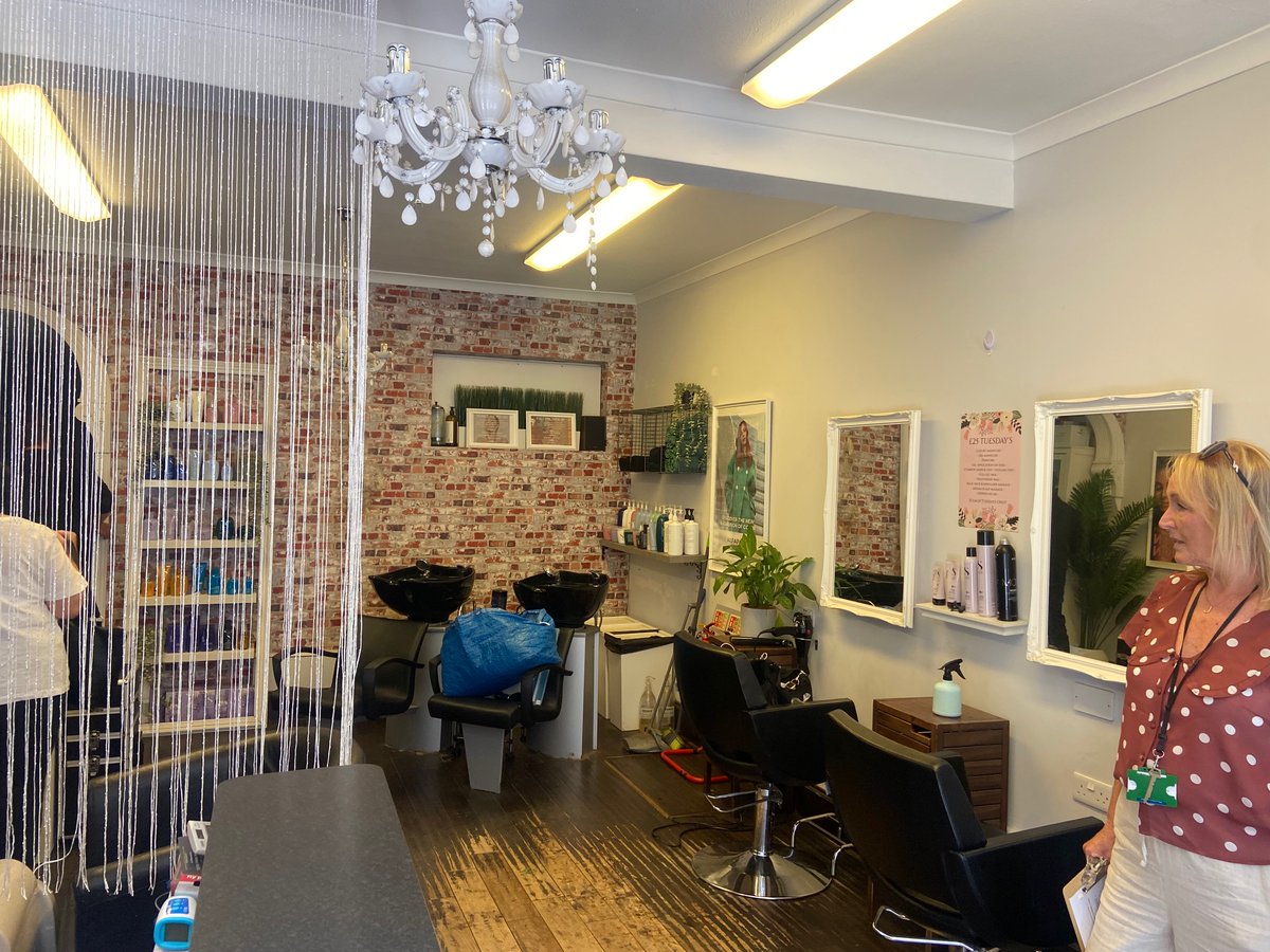 Chessbrookesc's tweet image. Brilliant visit to Evolve Salon in Watford today! ✂️

Our student got first-hand insights from a pro stylist - real talk on breaking into the industry and what it takes to succeed!💇‍♀️
