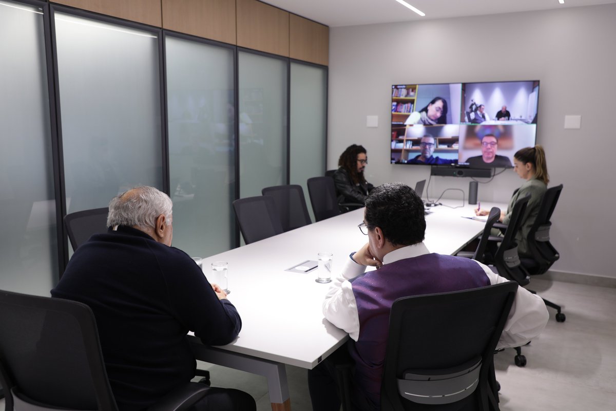 CFM avança na atualização das normas éticas sobre o uso compassivo do Canabidiol. Grupo de trabalho debateu nesta semana as diretrizes com foco na segurança do paciente e responsabilidade médica. #ÉticaMédica #CFM