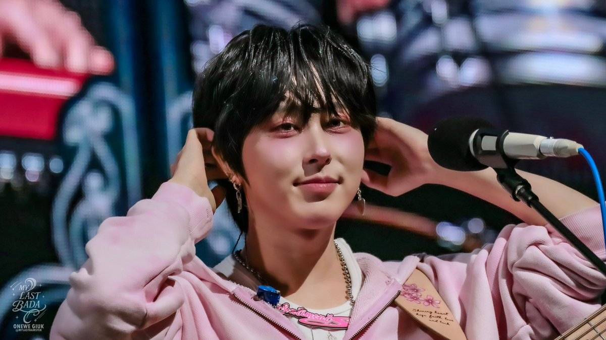 안방1열 직캠4K] 원위 기욱 'The Starry Night' (ONEWE GIUK