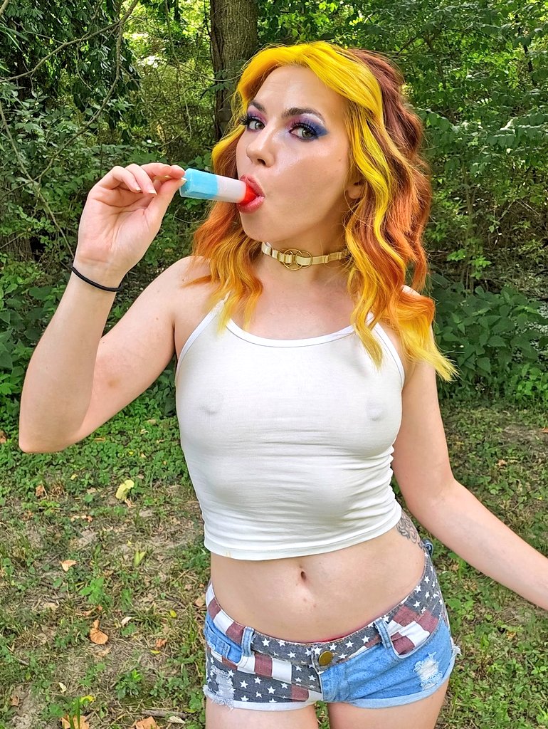🎆 4th of July SALE! 🎆
65% OFF my OnlyFans rn 😈
Because nothing says freedom like finally seeing what’s under this red, white &amp; 🍑

🔥 Limited time.
💥 Big bang guaranteed.
🧨 Come light my fuse…

👉 onlyfans.com/lilykush
