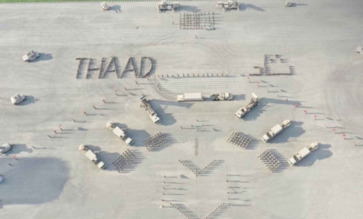 Suudi Arabistan ilk THAAD birimini aldı

Suudi Arabistan, ilk THAAD birimini Cidde’de düzenlenen törenle faaliyete aldı.

ABD yapımı sistem, hava sahasını ve stratejik altyapıyı korumak için devreye girdi.

Suudi personel, daha önce ABD Fort Bliss üssünde THAAD eğitimi almıştı.