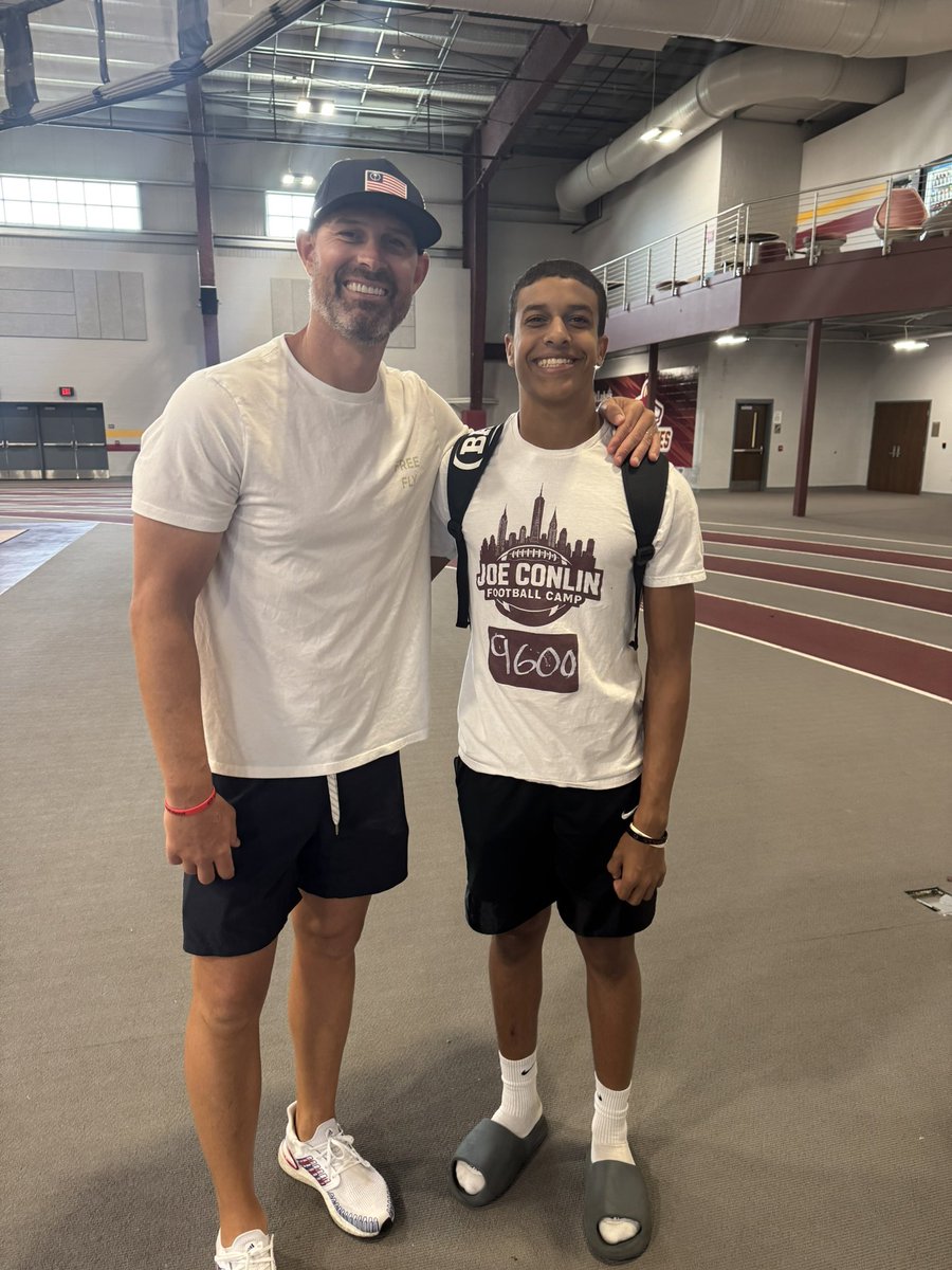 Isaac McFadden (@isaacmcfadden) on Twitter photo Grateful for Coach Chad Henne’s investment in me—your wisdom, experience, and coaching are helping take my game to the next level. Excited to keep growing and working with you! 🏈🔥 <a href="/chadshenne/">Chad Henne</a> <a href="/GarageStrength/">Garage Strength</a> Grateful for Coach Chad Henne’s investment in me—your wisdom, experience, and coaching are helping take my game to the next level. Excited to keep growing and working with you! 🏈🔥 <a href="/chadshenne/">Chad Henne</a> <a href="/GarageStrength/">Garage Strength</a>