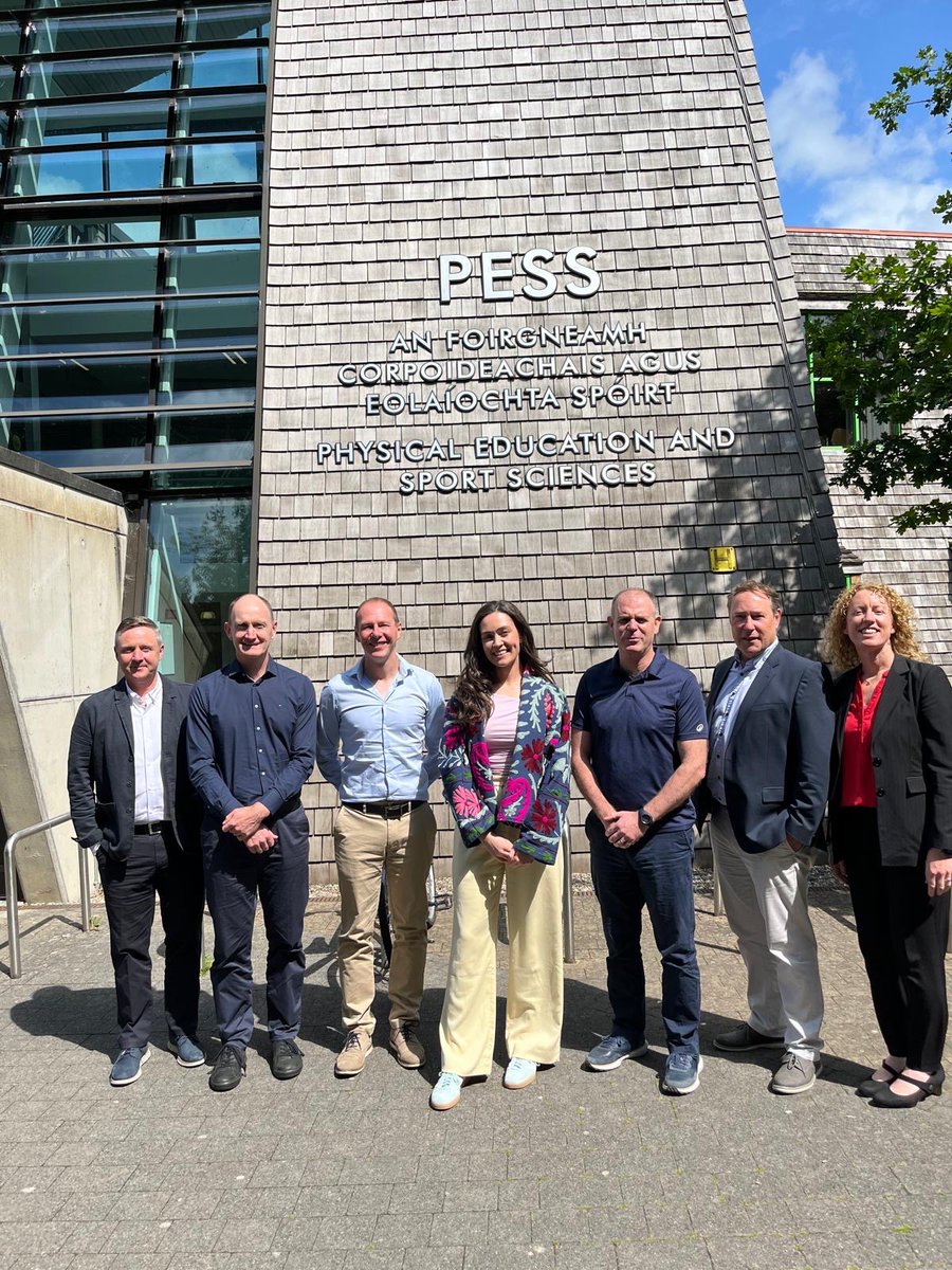 Lauren Guilfoyle tweet media