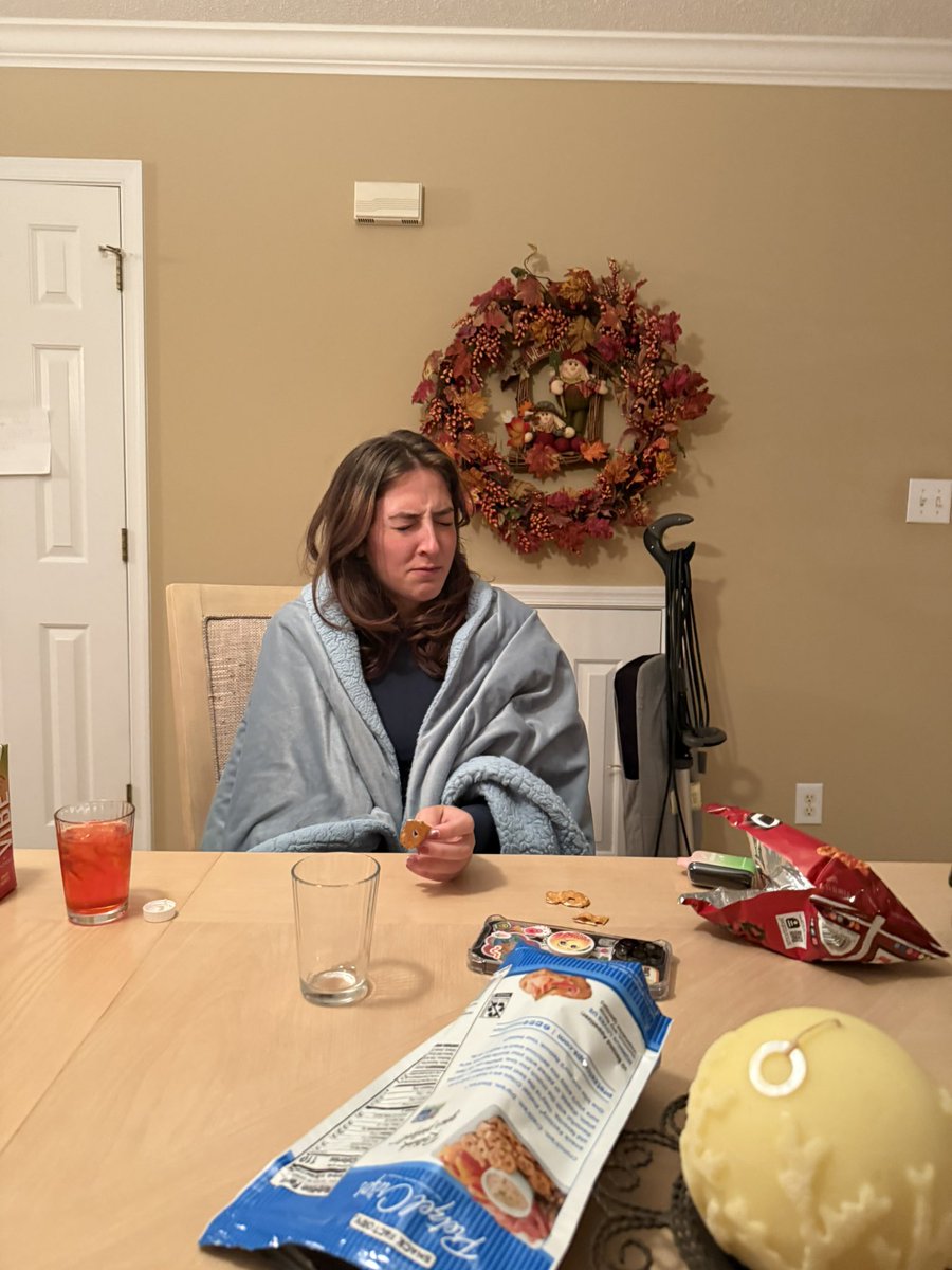 abbeytrinidaddd's tweet photo. People can do hard things, like turning 23. I’d follow you and your sticky boobs anywhere 🤞🏽 I love ya I love ya I loaf ya! @alllieangelo https://t.co/a3VC2mKVP4
