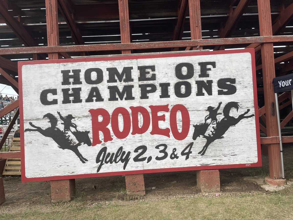 CR9090JK's tweet image. Had a busy week. Attended rodeos in Ponoka, Alberta. Cody, Wyoming. And Red Lodge, Montana.